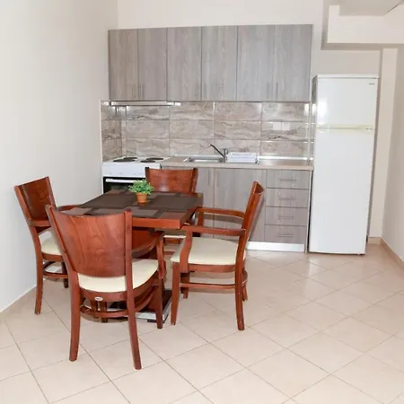 La Plage Beachfront Luxury Living Aparthotel