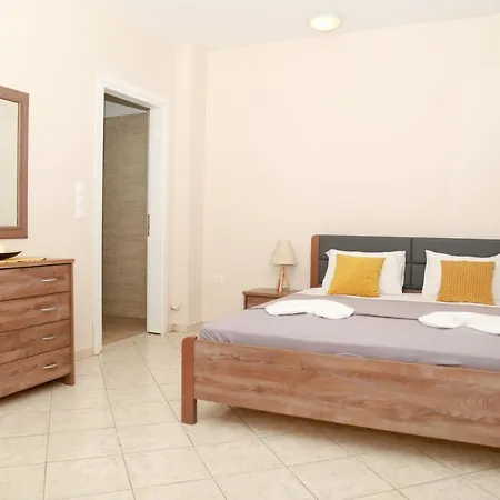 La Plage Beachfront Luxury Living Flogita