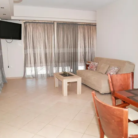 Aparthotel La Plage Beachfront Luxury Living Flogita