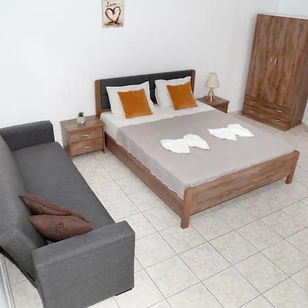 La Plage Beachfront Luxury Living Aparthotel Flogita