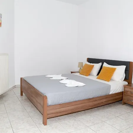 La Plage Beachfront Luxury Living Aparthotel Flogita